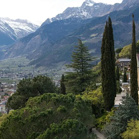 Hochland Apartment Meran